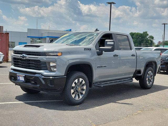 2024 Chevrolet Silverado 2500HD Custom