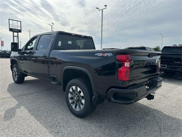 2024 Chevrolet Silverado 2500HD Custom