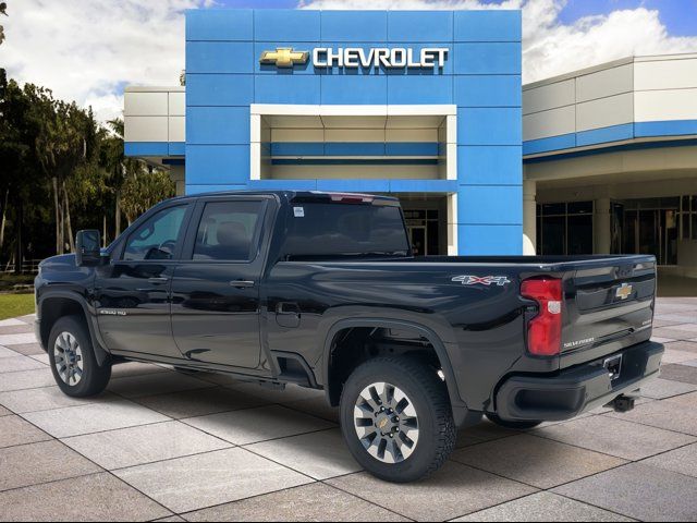 2024 Chevrolet Silverado 2500HD Custom