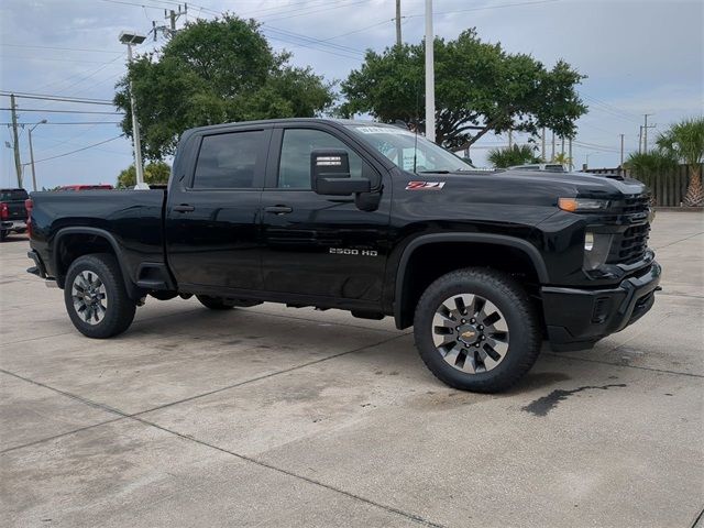 2024 Chevrolet Silverado 2500HD Custom