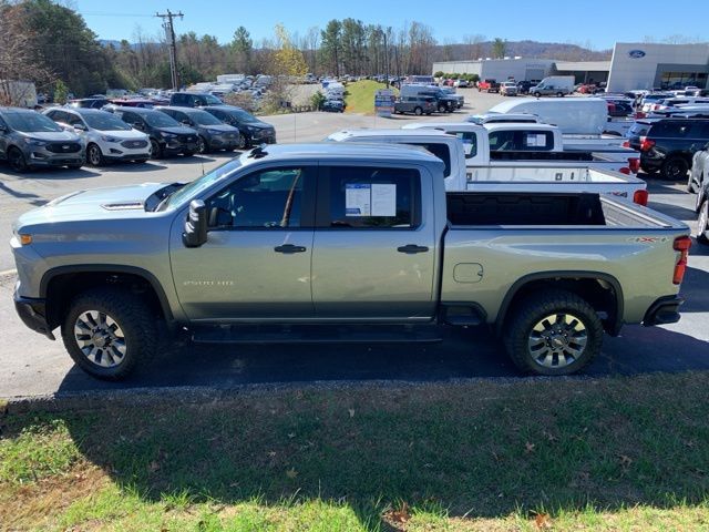 2024 Chevrolet Silverado 2500HD Custom