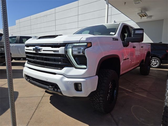 2024 Chevrolet Silverado 2500HD LTZ