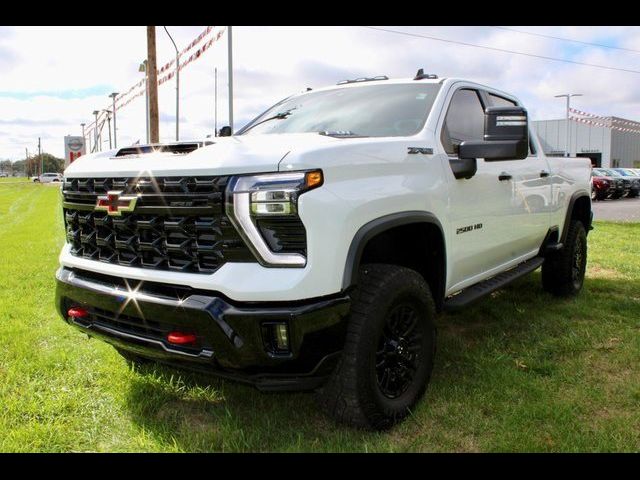 2024 Chevrolet Silverado 2500HD ZR2