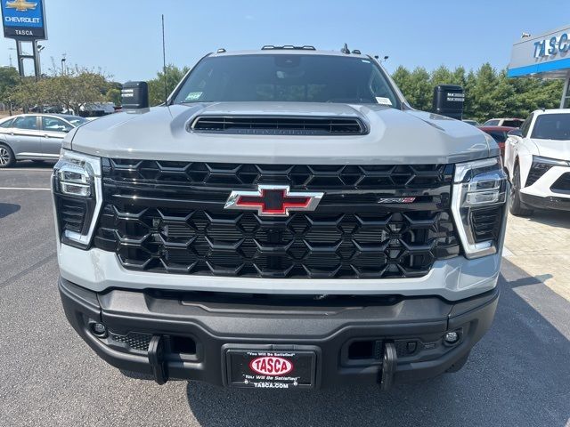 2024 Chevrolet Silverado 2500HD ZR2