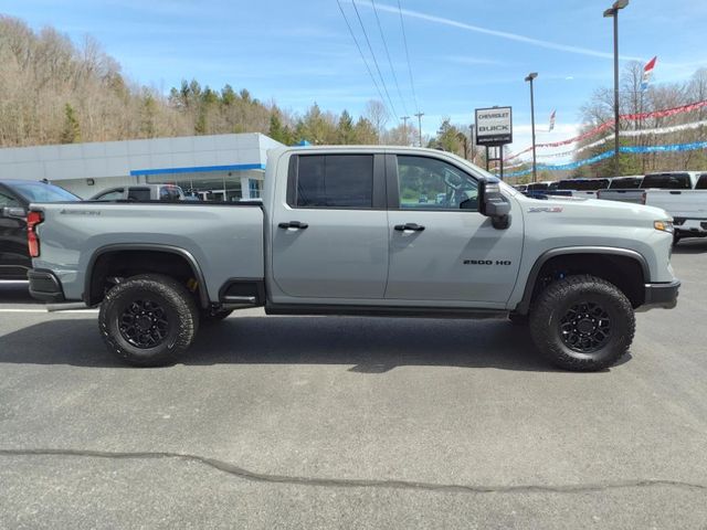 2024 Chevrolet Silverado 2500HD ZR2