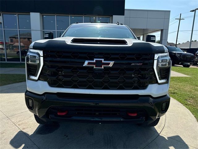 2024 Chevrolet Silverado 2500HD ZR2