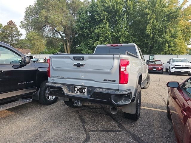 2024 Chevrolet Silverado 2500HD ZR2