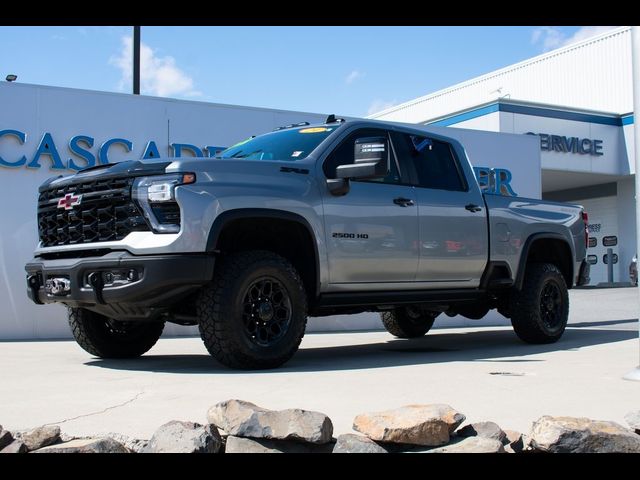 2024 Chevrolet Silverado 2500HD ZR2