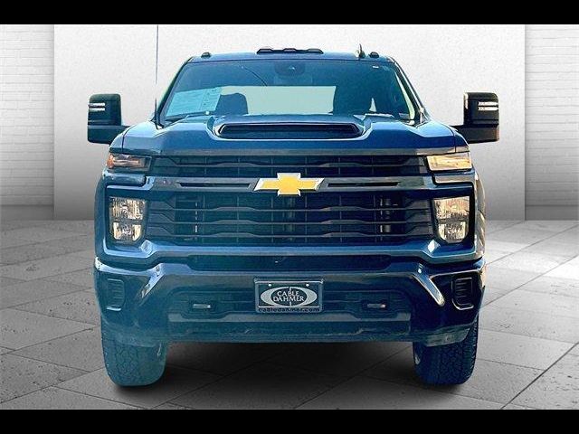 2024 Chevrolet Silverado 2500HD Custom