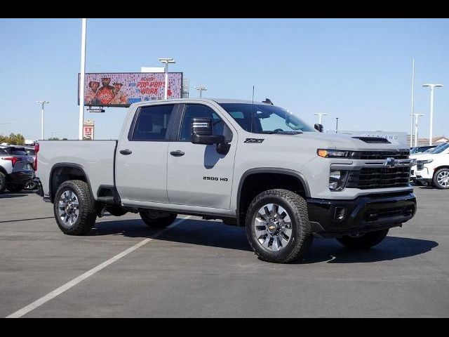 2024 Chevrolet Silverado 2500HD Custom