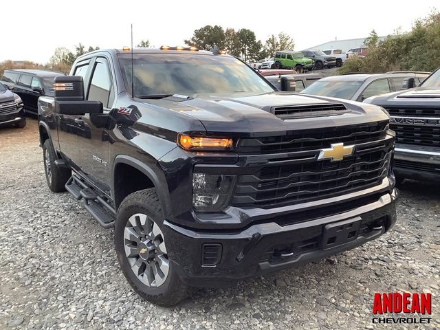 2024 Chevrolet Silverado 2500HD Custom