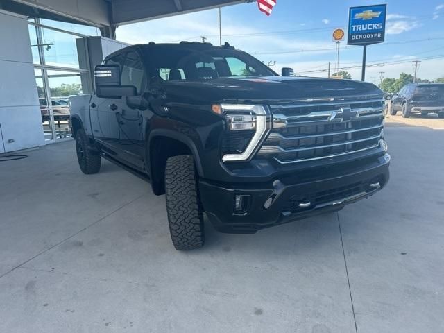 2024 Chevrolet Silverado 2500HD High Country