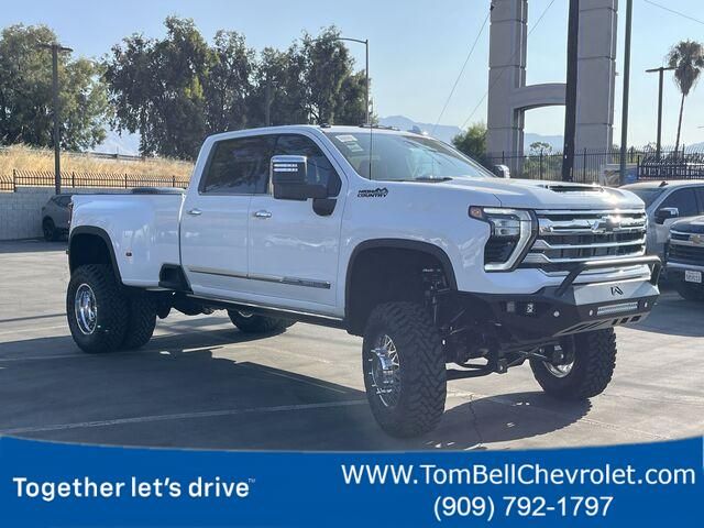 2024 Chevrolet Silverado 3500HD High Country