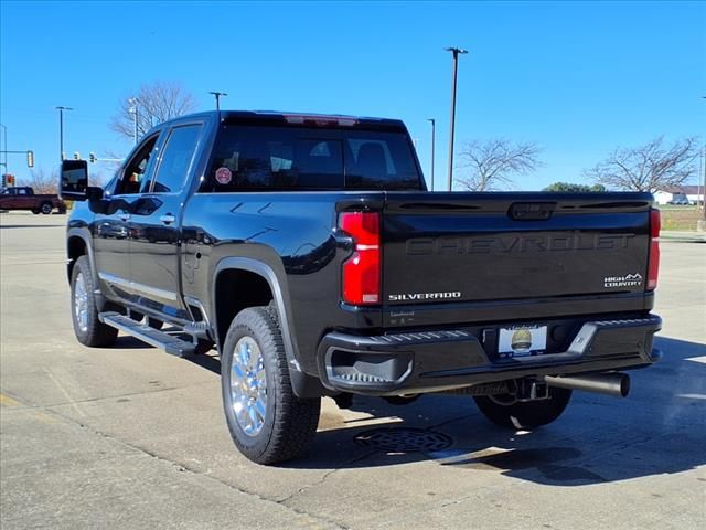 2024 Chevrolet Silverado 3500HD High Country