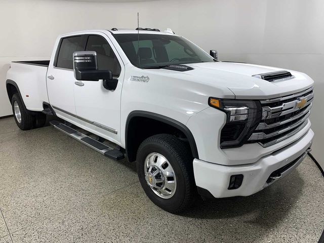 2024 Chevrolet Silverado 3500HD High Country