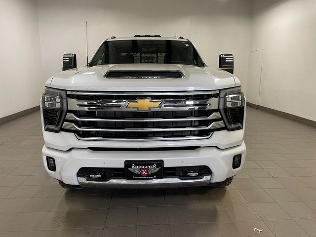 2024 Chevrolet Silverado 3500HD High Country