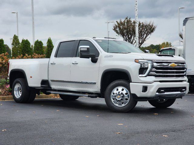 2024 Chevrolet Silverado 3500HD High Country