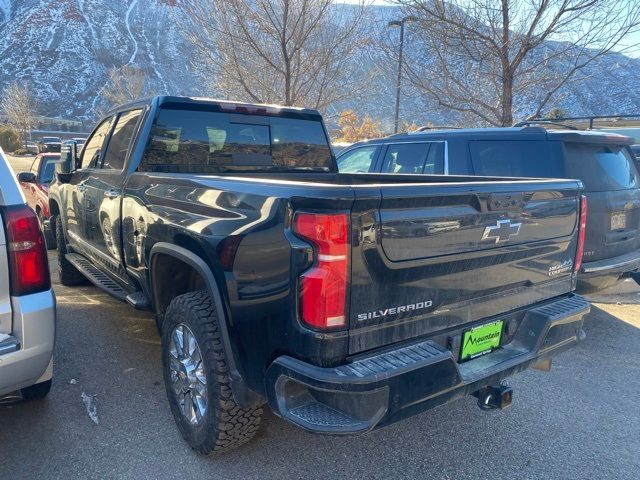 2024 Chevrolet Silverado 3500HD High Country