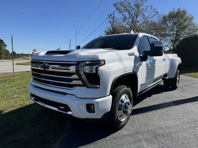 2024 Chevrolet Silverado 3500HD High Country