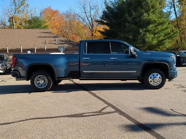 2024 Chevrolet Silverado 3500HD High Country