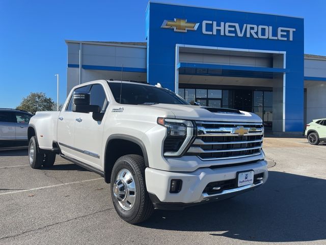 2024 Chevrolet Silverado 3500HD High Country