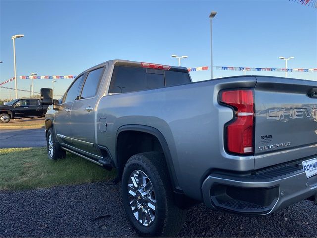 2024 Chevrolet Silverado 3500HD High Country