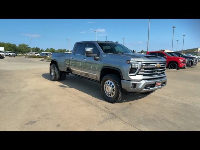 2024 Chevrolet Silverado 3500HD High Country