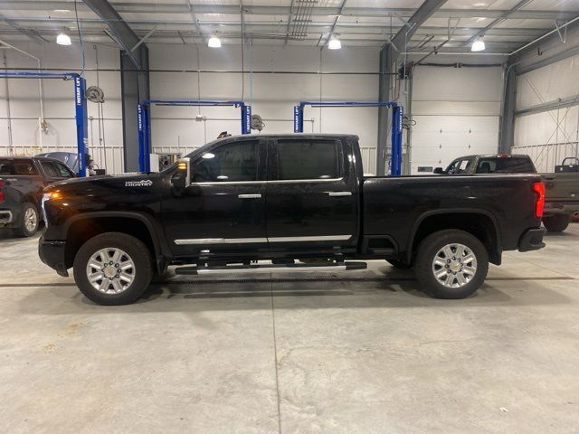 2024 Chevrolet Silverado 3500HD High Country