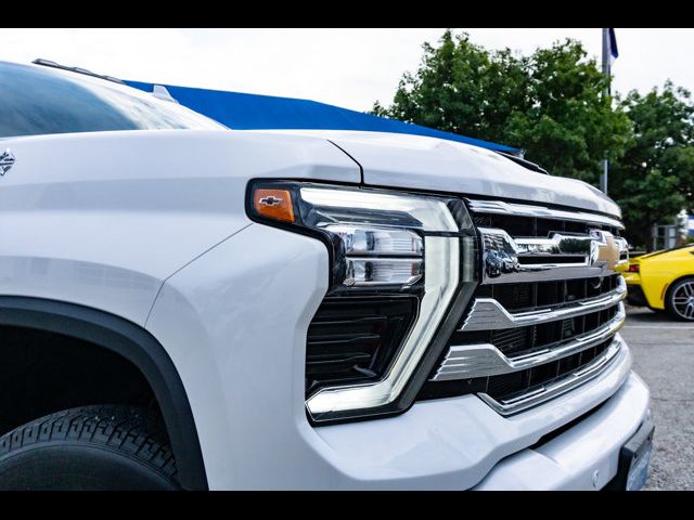 2024 Chevrolet Silverado 3500HD High Country