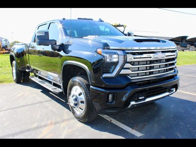 2024 Chevrolet Silverado 3500HD High Country