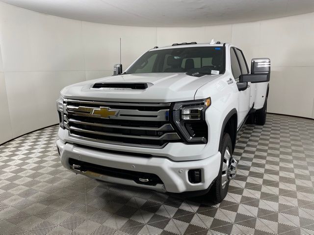 2024 Chevrolet Silverado 3500HD High Country