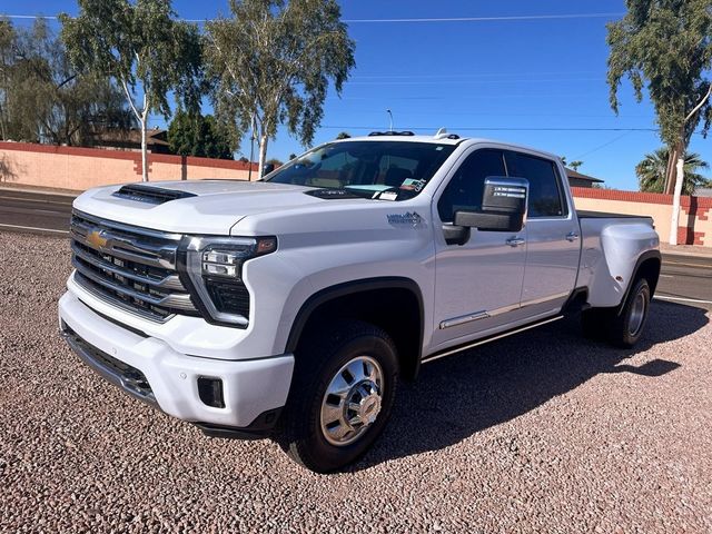 2024 Chevrolet Silverado 3500HD High Country