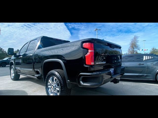 2024 Chevrolet Silverado 3500HD High Country