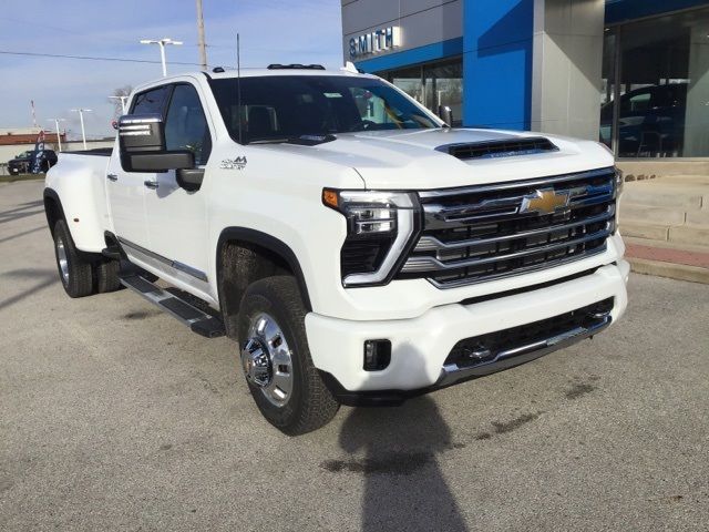 2024 Chevrolet Silverado 3500HD High Country