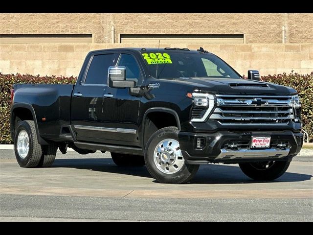 2024 Chevrolet Silverado 3500HD High Country