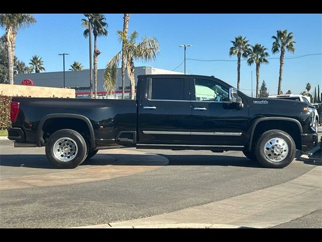 2024 Chevrolet Silverado 3500HD High Country