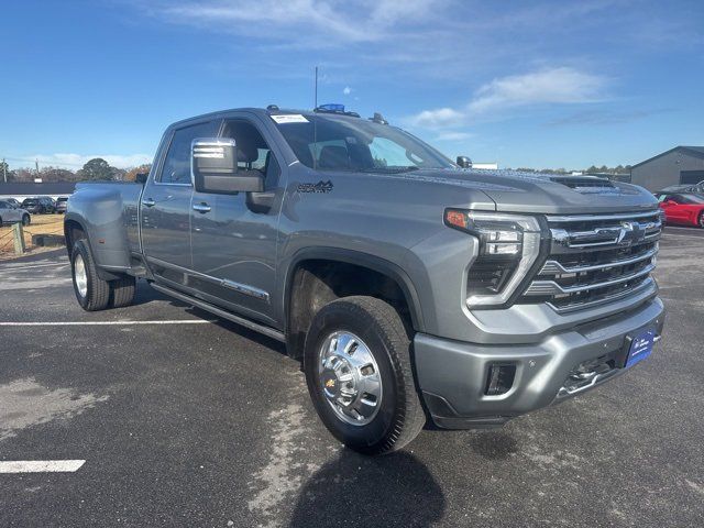 2024 Chevrolet Silverado 3500HD High Country