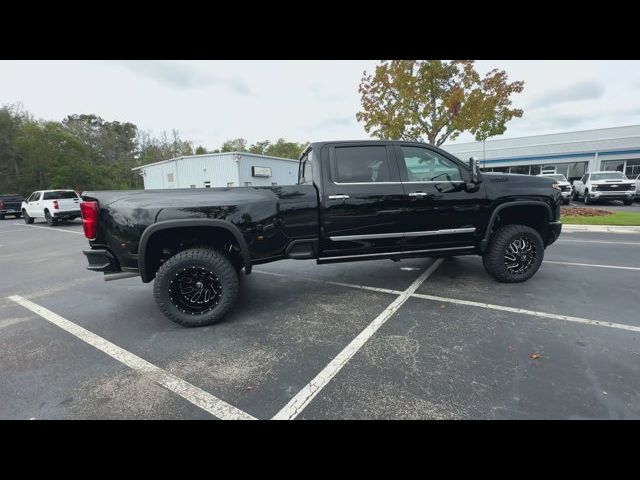 2024 Chevrolet Silverado 3500HD High Country