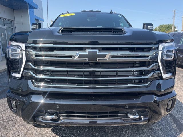 2024 Chevrolet Silverado 3500HD High Country