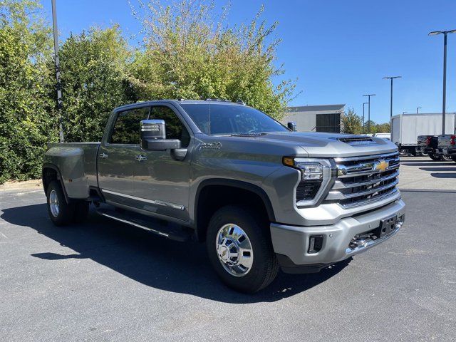 2024 Chevrolet Silverado 3500HD High Country