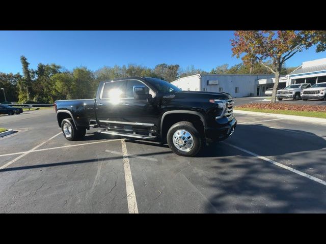 2024 Chevrolet Silverado 3500HD High Country