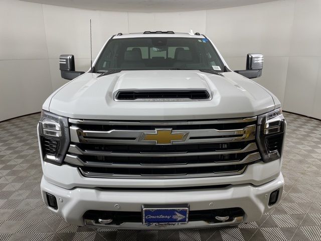 2024 Chevrolet Silverado 3500HD High Country