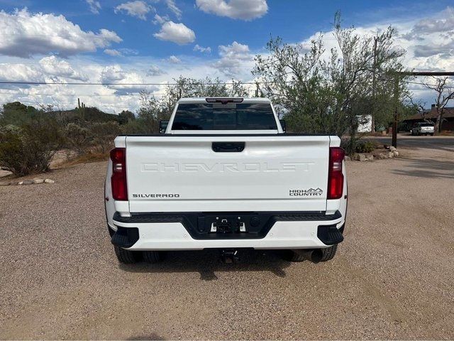 2024 Chevrolet Silverado 3500HD High Country