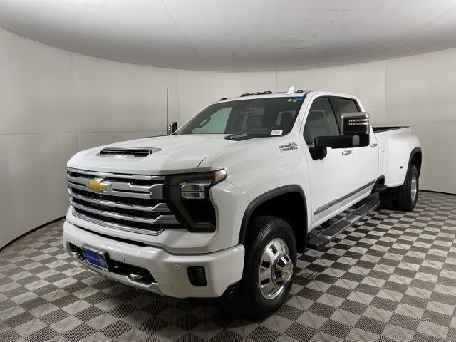 2024 Chevrolet Silverado 3500HD High Country