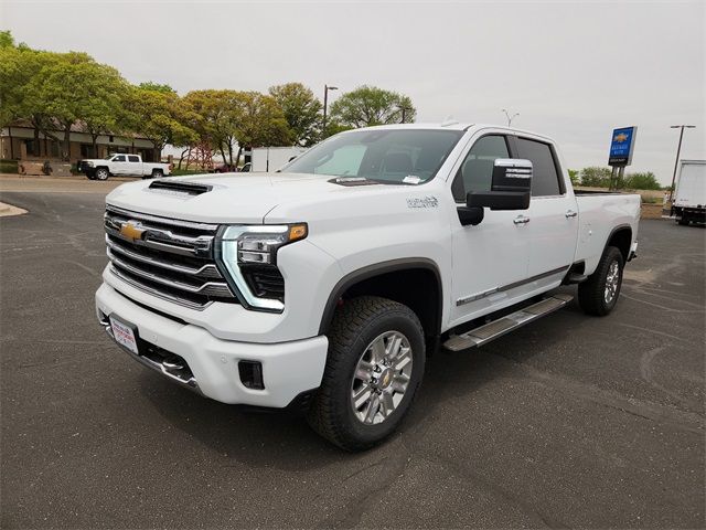 2024 Chevrolet Silverado 3500HD High Country