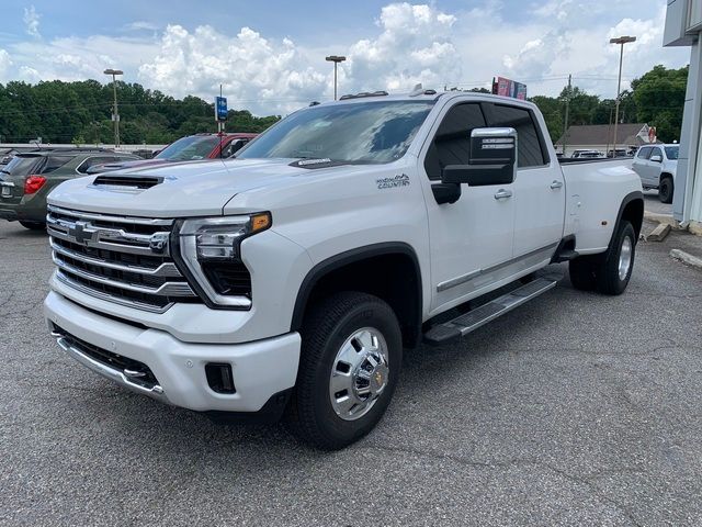 2024 Chevrolet Silverado 3500HD High Country