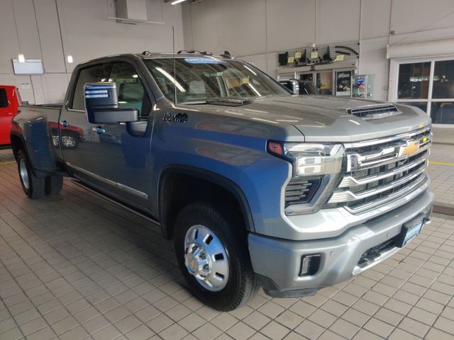 2024 Chevrolet Silverado 3500HD High Country