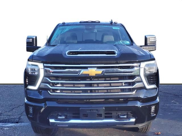 2024 Chevrolet Silverado 3500HD High Country