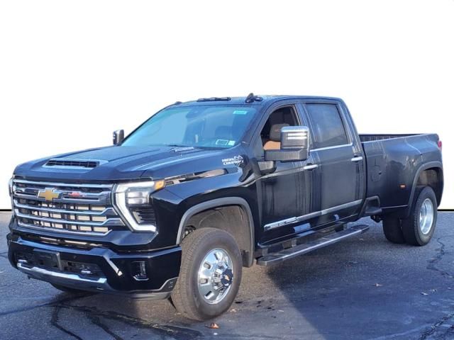 2024 Chevrolet Silverado 3500HD High Country