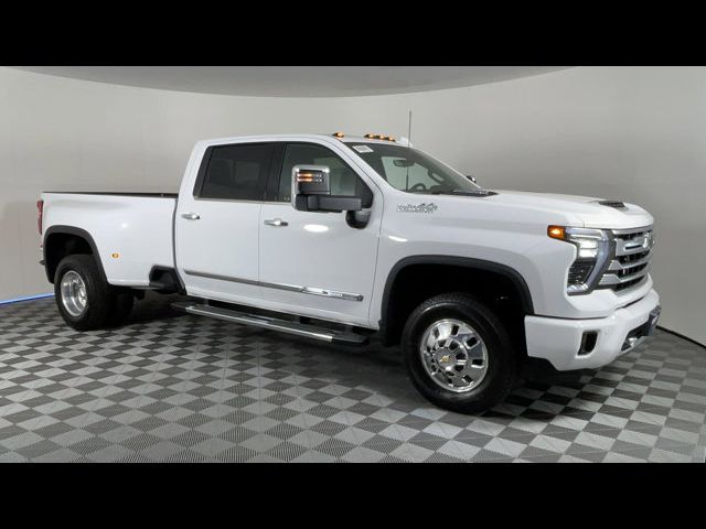 2024 Chevrolet Silverado 3500HD High Country